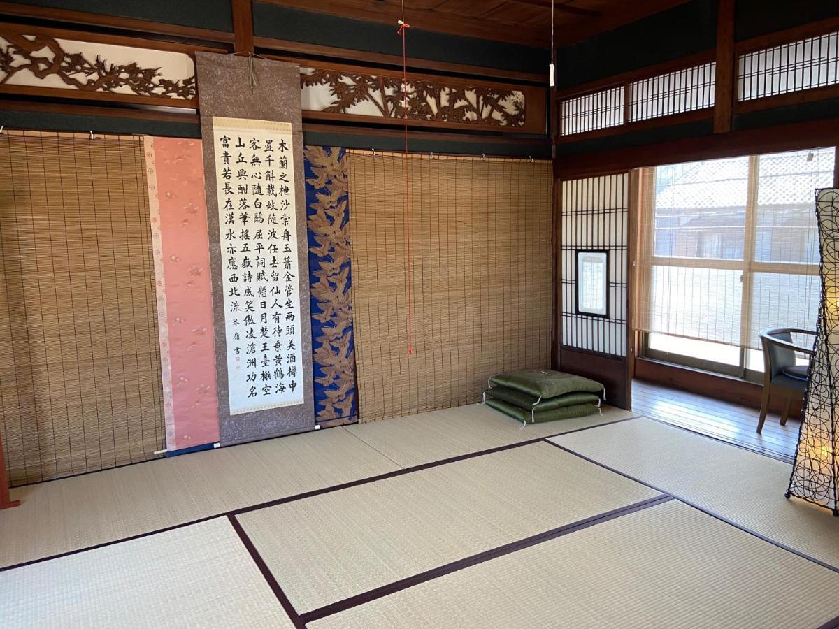 古民家ゲストハウス穏 Sakaide Esterno foto