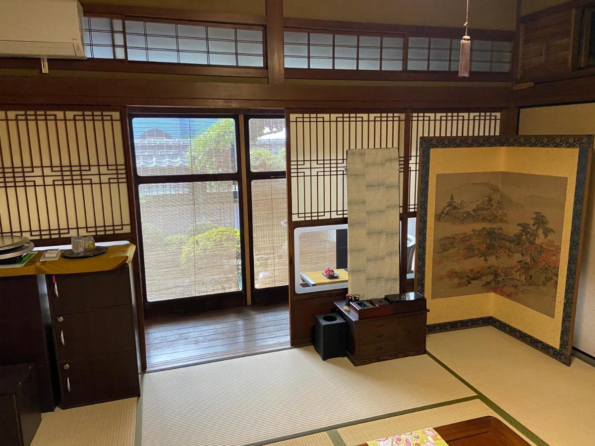 古民家ゲストハウス穏 Sakaide Esterno foto
