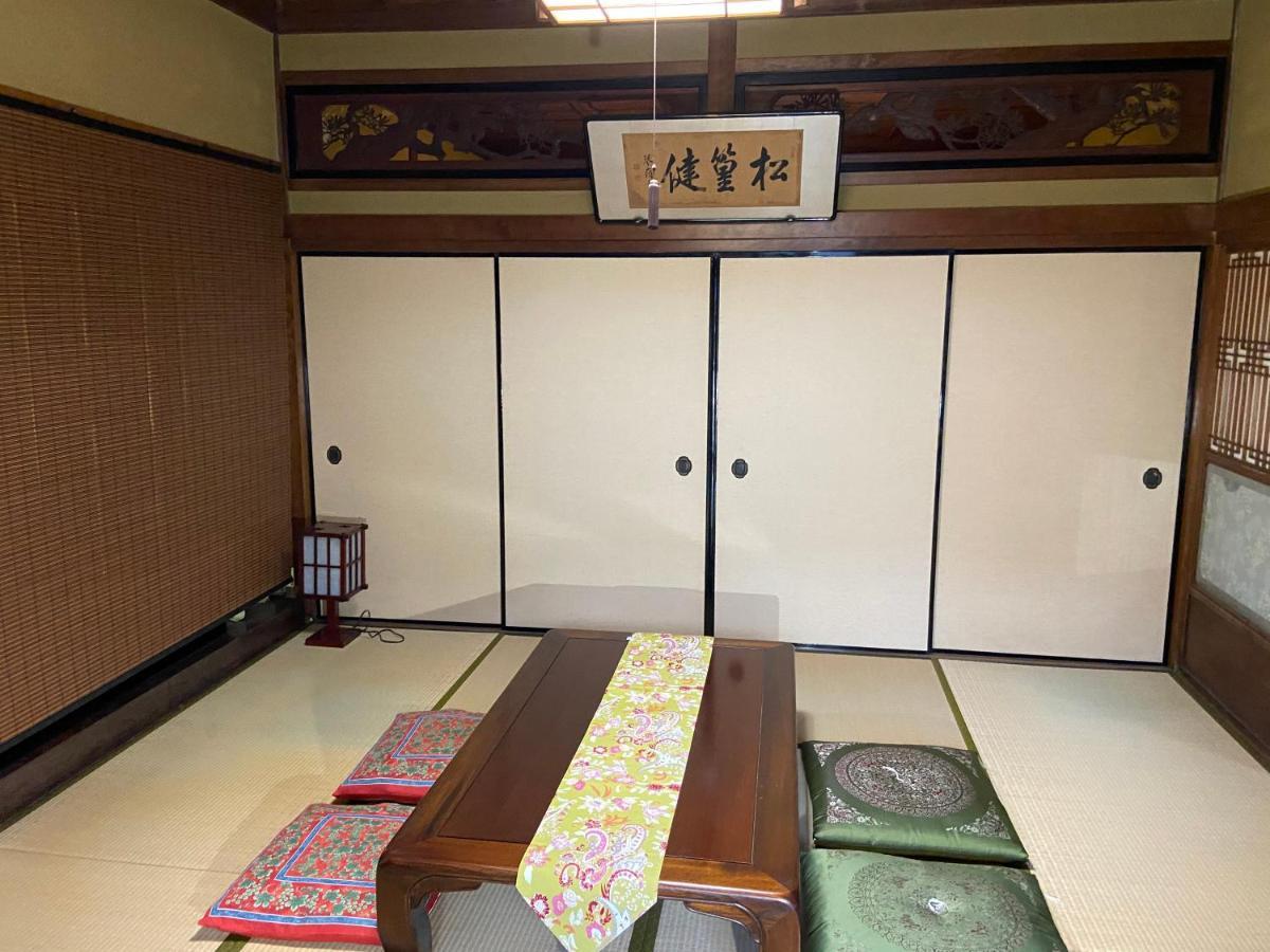 古民家ゲストハウス穏 Sakaide Esterno foto