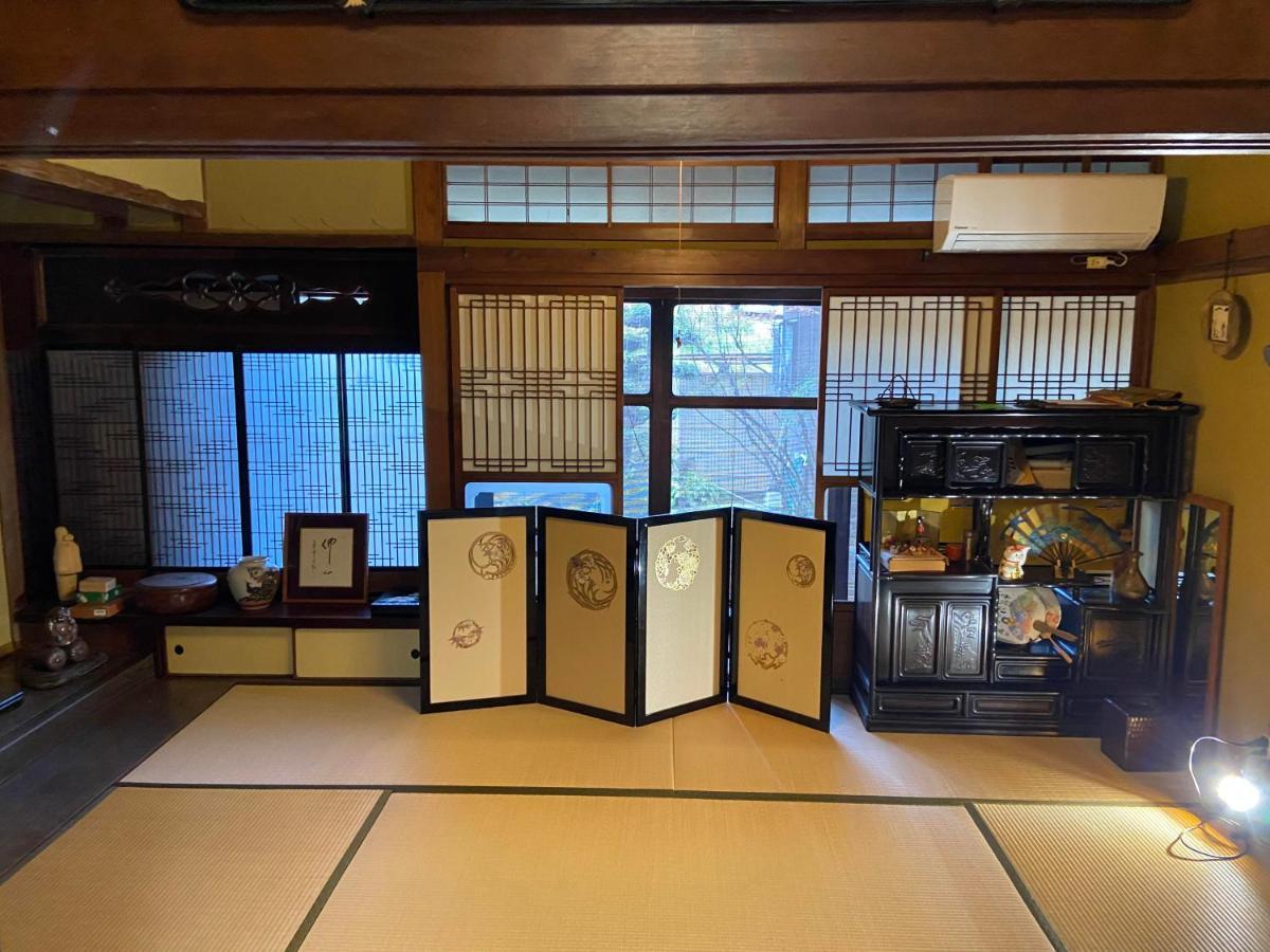 古民家ゲストハウス穏 Sakaide Esterno foto